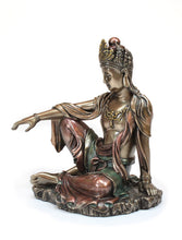Load image into Gallery viewer, Watermoon Kuanyin Statue