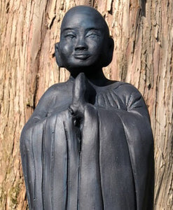 Mahapajapati Statue