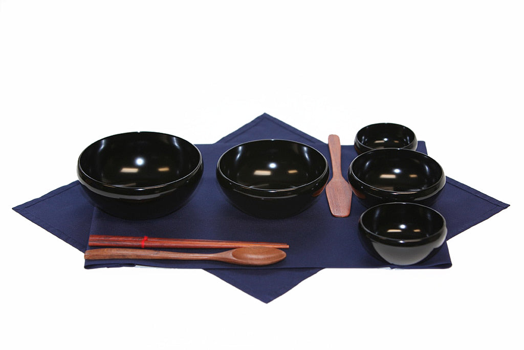 Facet-Rim Lacquer-style Oryoki Set with Scraper