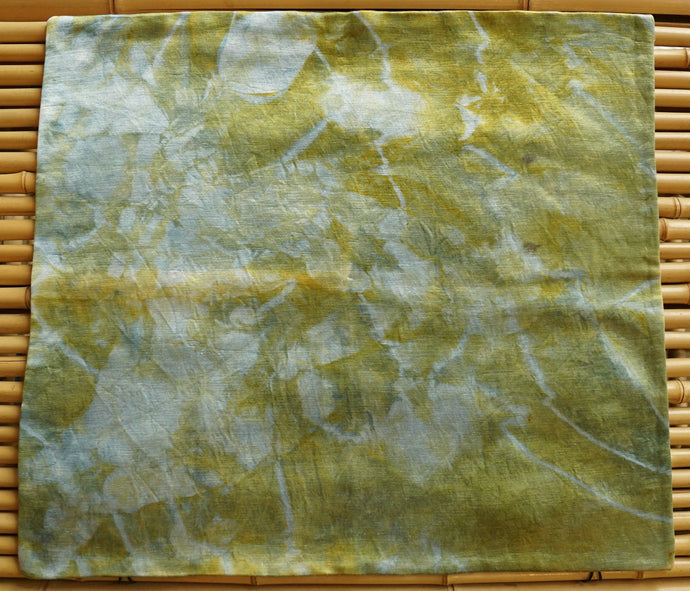 Altar Cloth (Reversible)- Tenkozan Shibori 